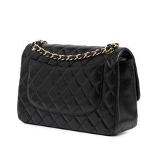 Chanel | Pre-Owned Jumbo Classic Lambskin Double Flap | Black