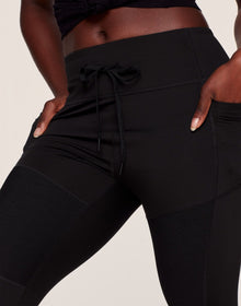 Adore Me Amieka Rib Detail Fashion Jogger in color Walkpop_Noir and shape jogger