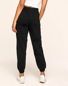Adore Me Kaylie Classic Fleece Sweatpant in color Noir and shape pant