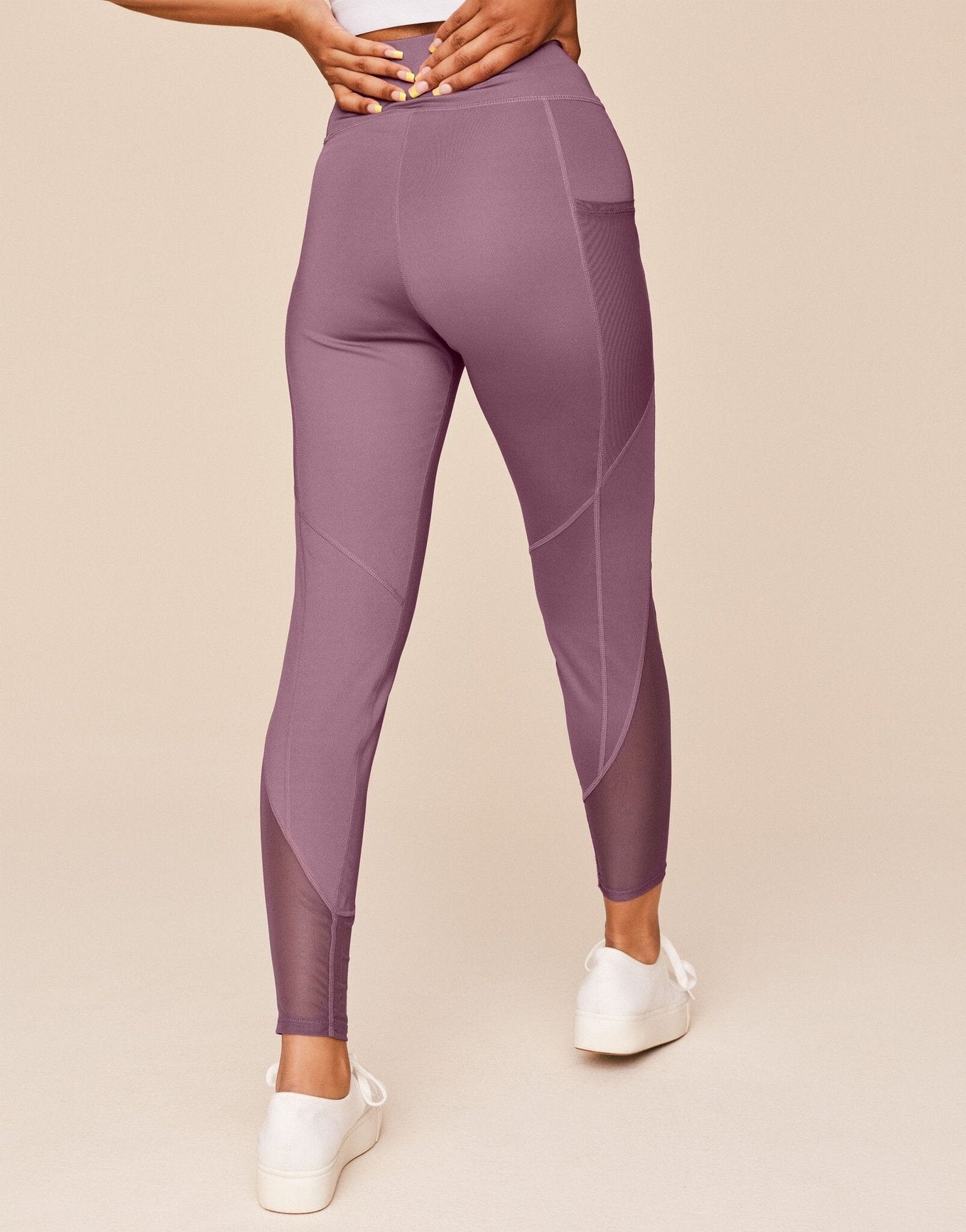 Adore Me Ava Legging Active Legging with Pockets and Mesh Details in color Walkpop_Plum Pie and shape legging
