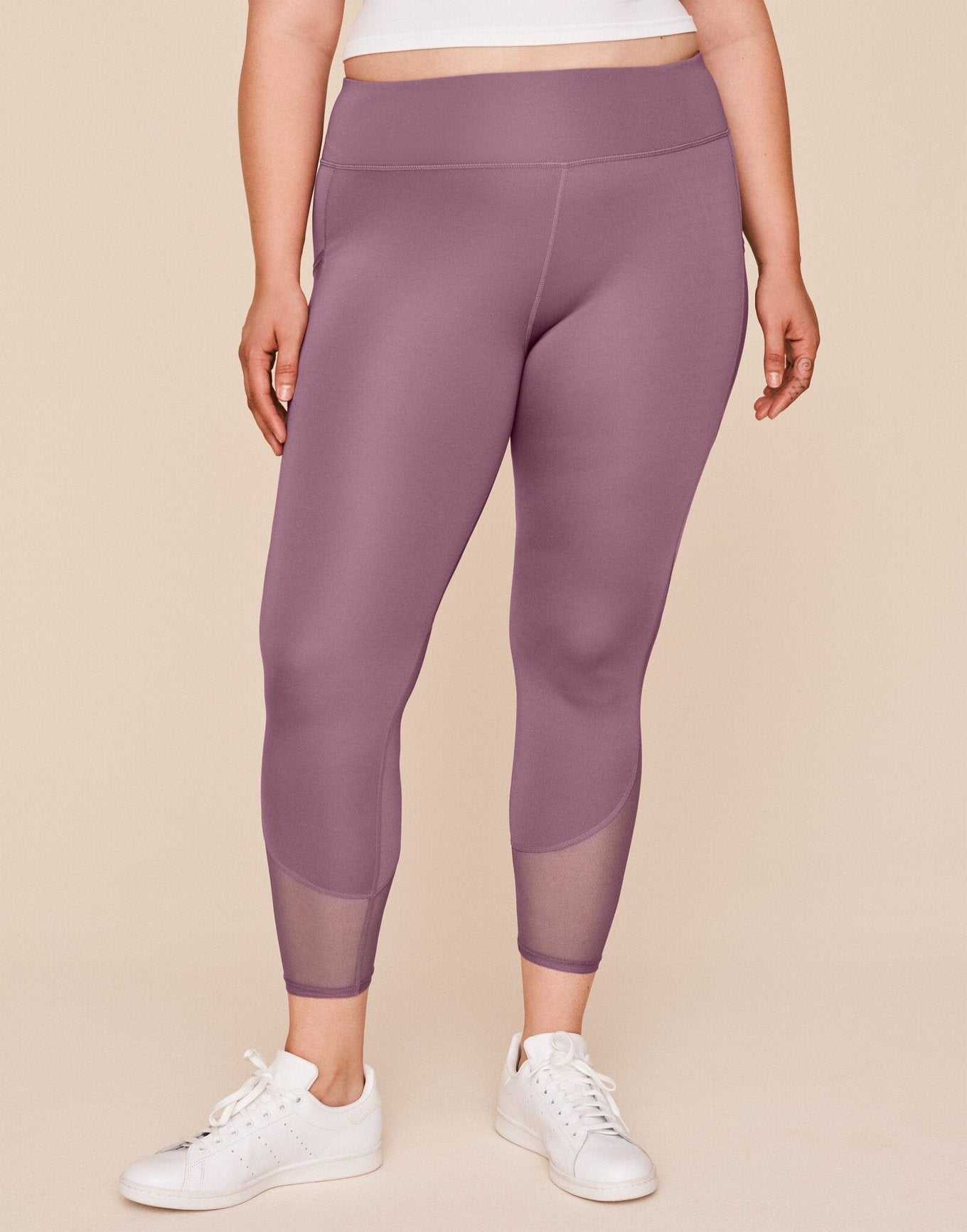 Adore Me Ava Legging Active Legging with Pockets and Mesh Details in color Walkpop_Plum Pie and shape legging