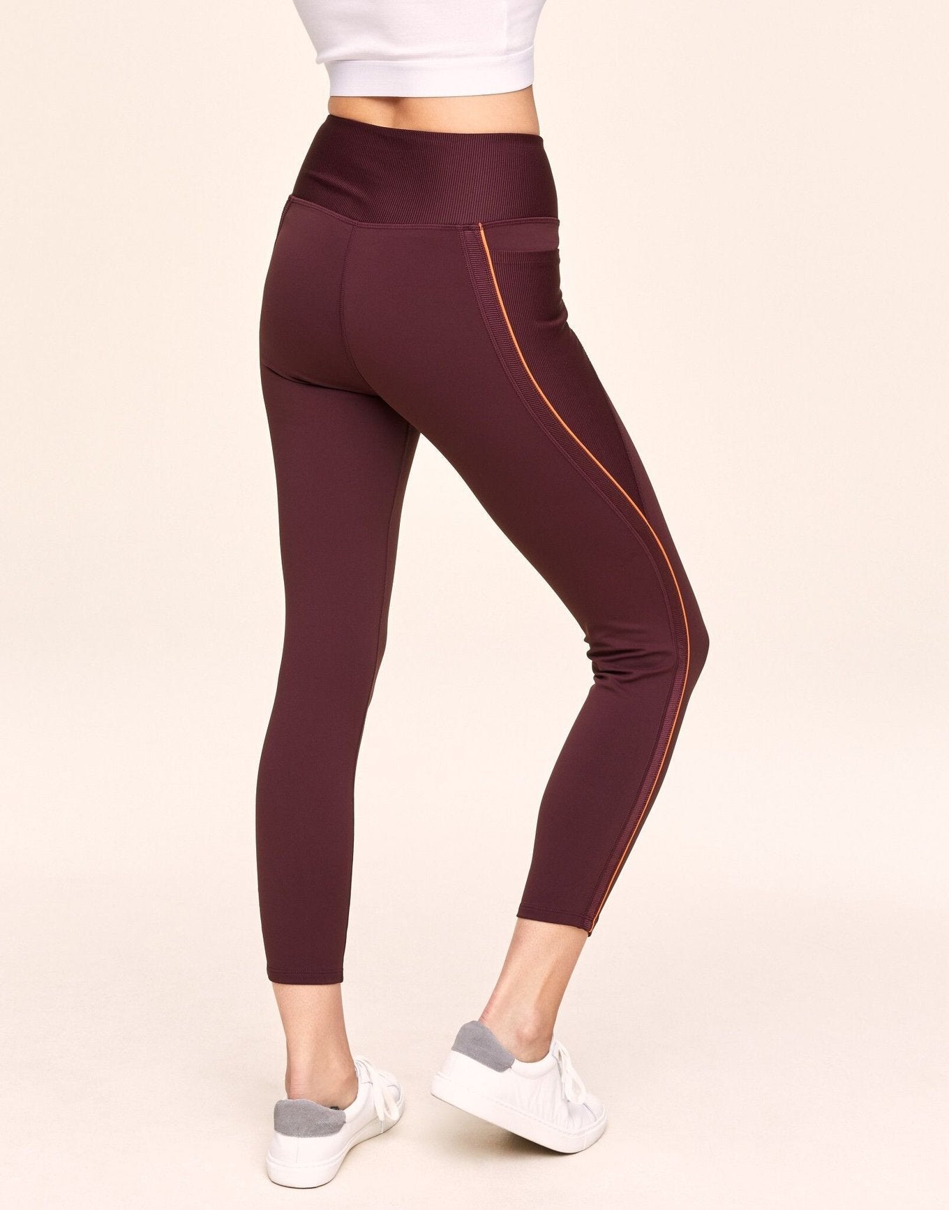 Adore Me Bailey Brushed 7/8 Super-Soft Active 7/8 with Pockets in color Oxblood and shape legging