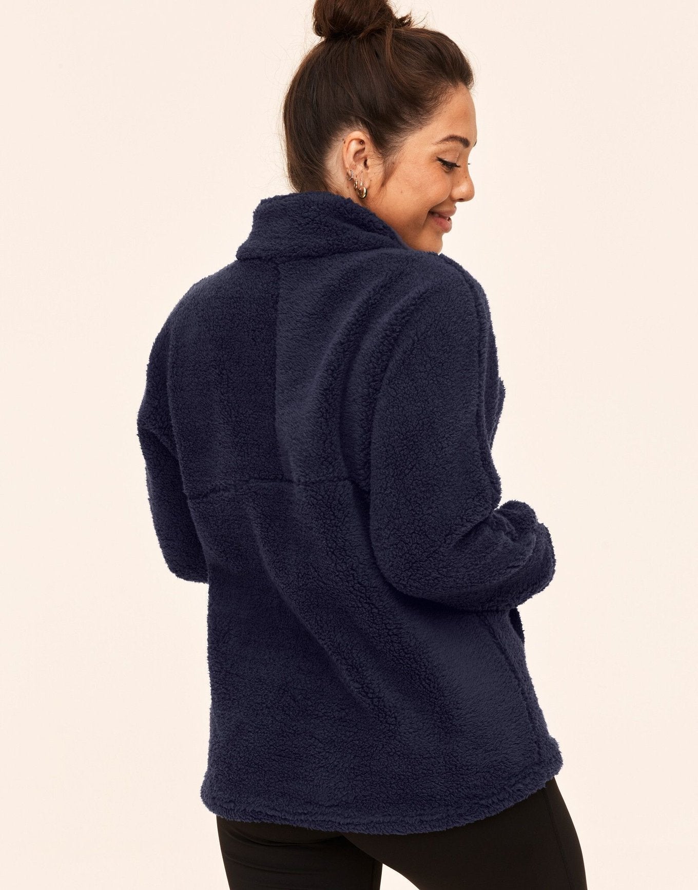 Adore Me Addi Sherpa Pullover in color Evening Blue and shape pj