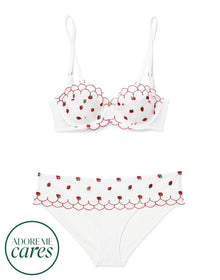 Adore Me Bettie Bra in color Bright White and shape balconette
