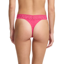 Signature Lace Original Rise Thong | Un-Beet-Able (Pink)