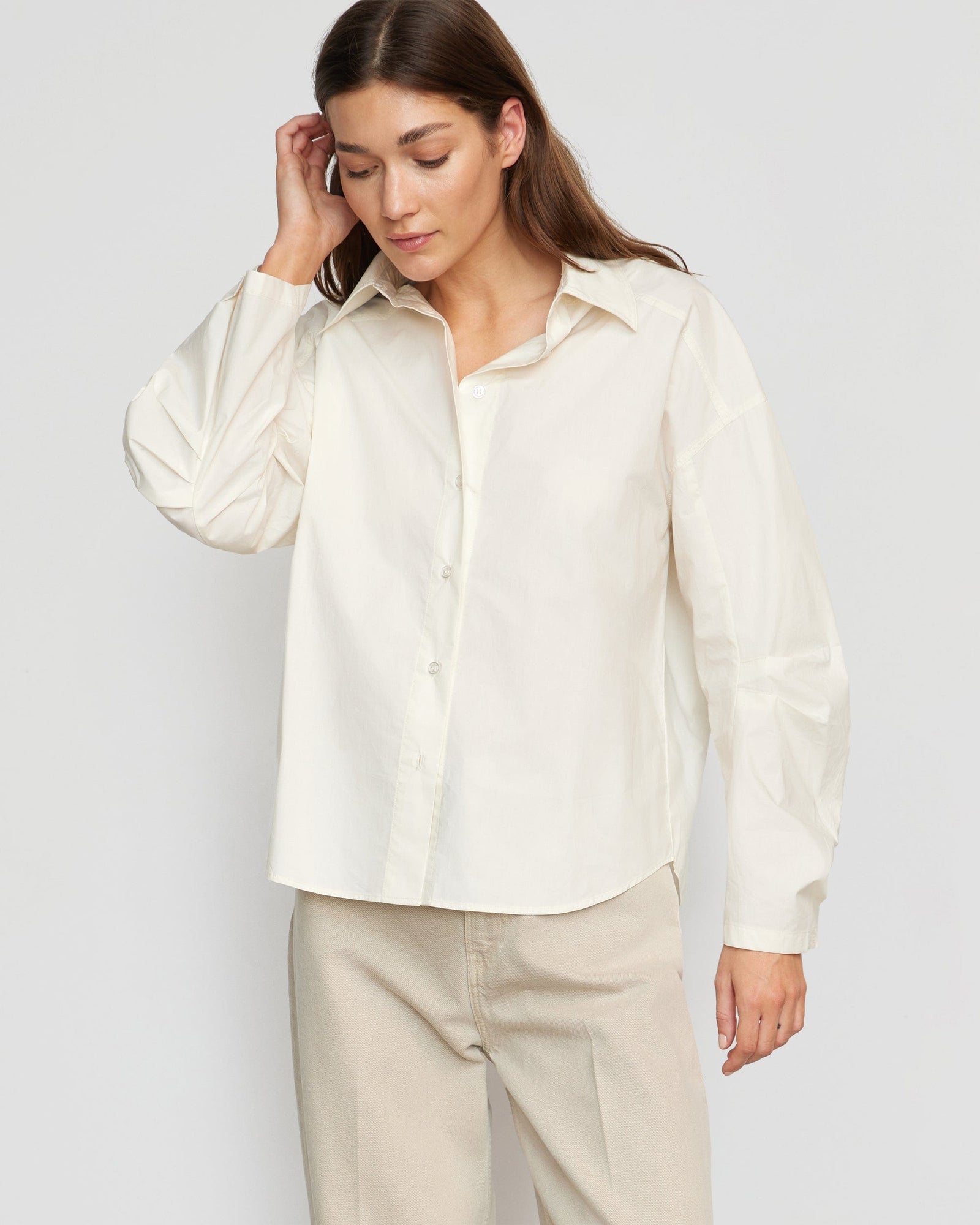 Renée | Lilia Structured Sleeve Shirt in Size Small