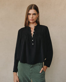 Long Sleeve Pintuck Pullover | Black