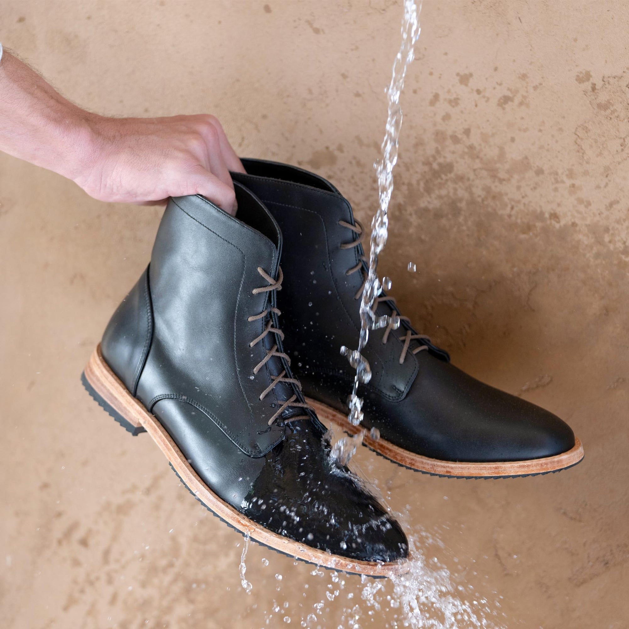 Everyday Lace-Up Boot Black Men's Dress Boot Nisolo