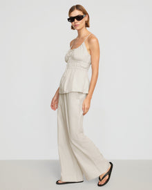 Joanna | Paula Smocked-Waist Wide Leg Pant in Size Small