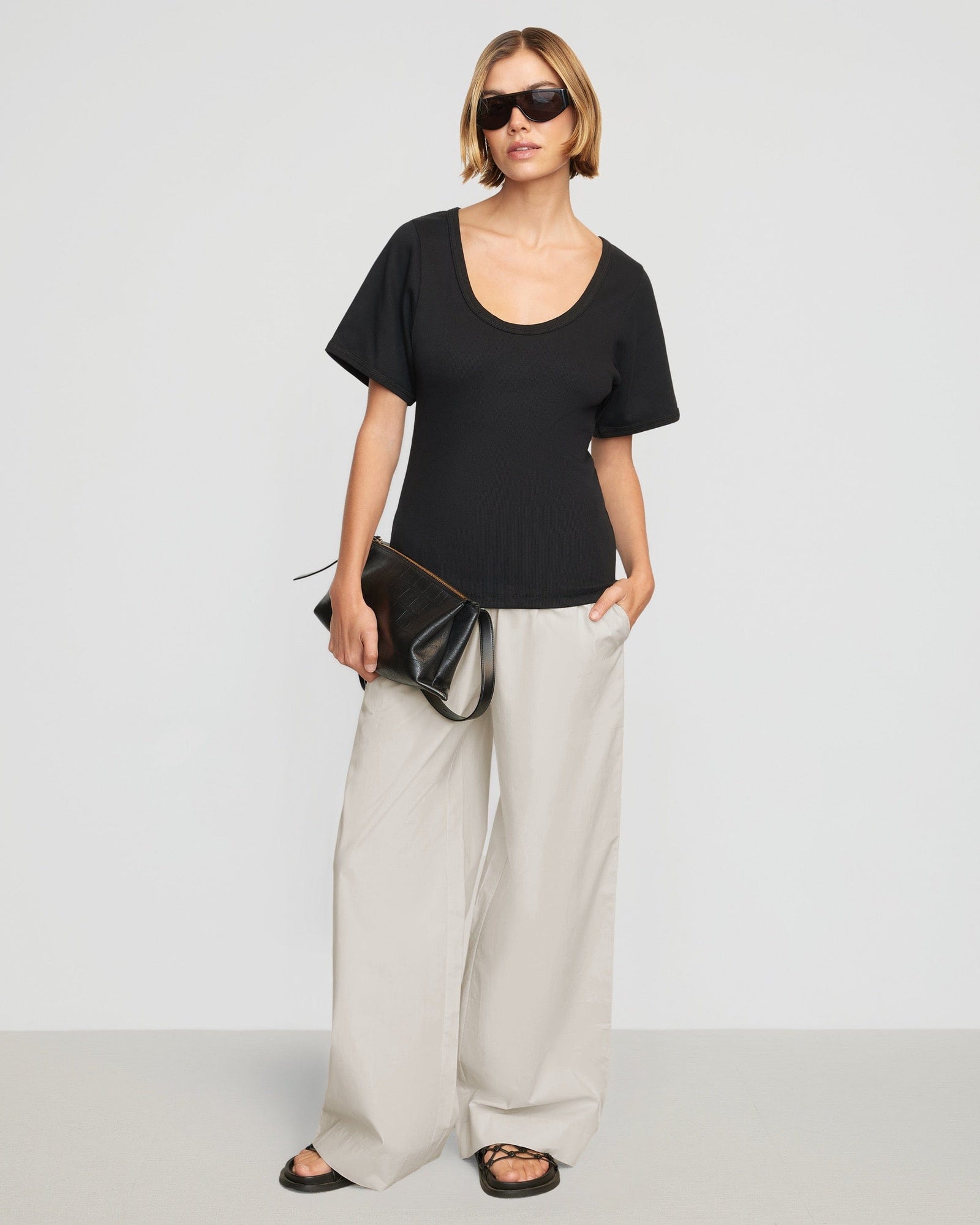 Joanna | Paula Smocked-Waist Wide Leg Pant in Size Small