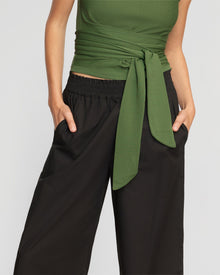 Joanna | Paula Smocked-Waist Wide Leg Pant in Size Small