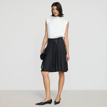 Bianca | Samira Belted Pleated Skirt in Size Small