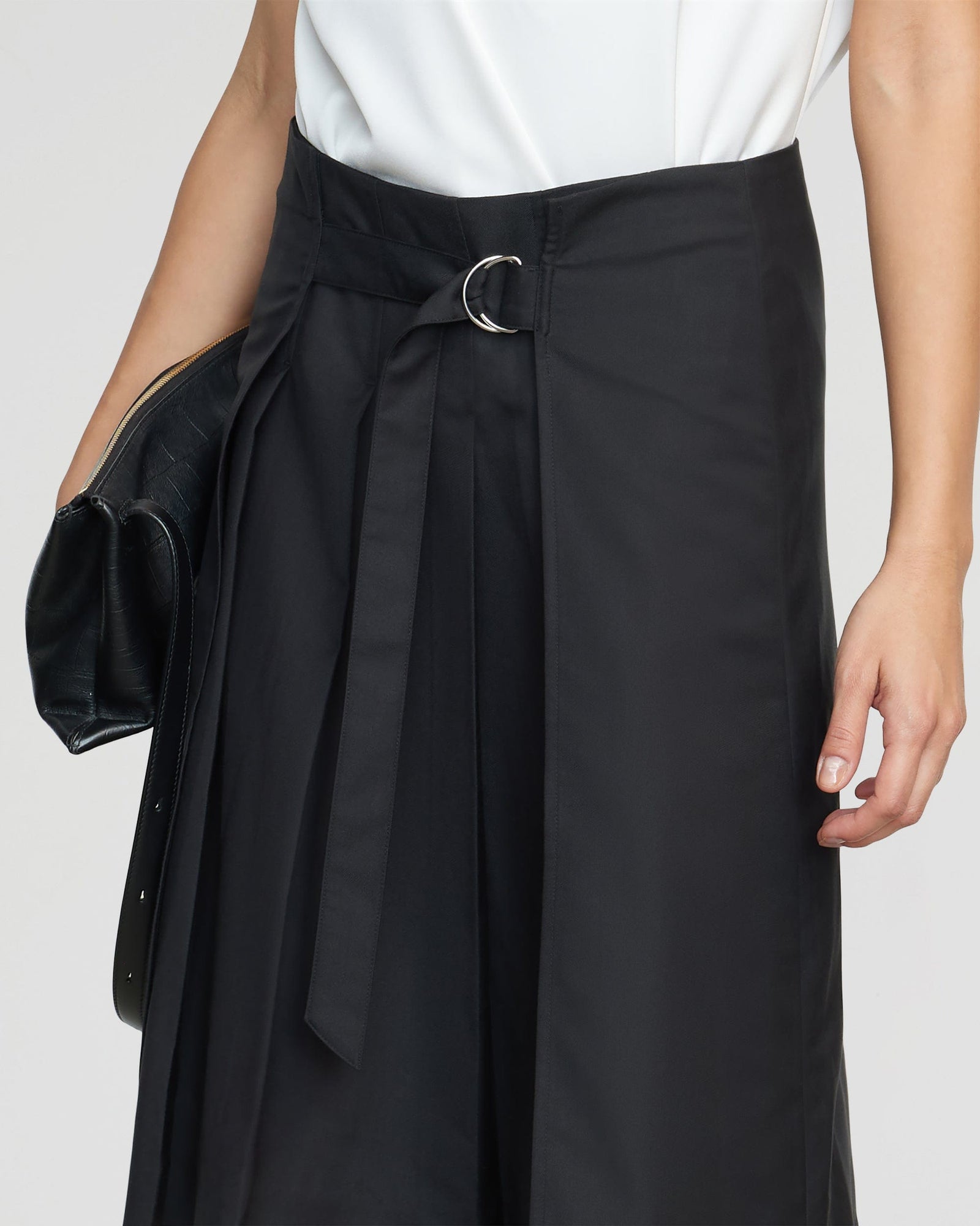 Bianca | Samira Belted Pleated Skirt in Size Small