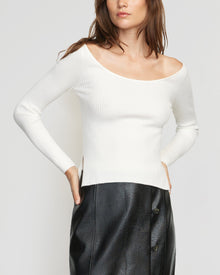 Renée | Thais Off-Shoulder Ribbed Sweater in Size Small