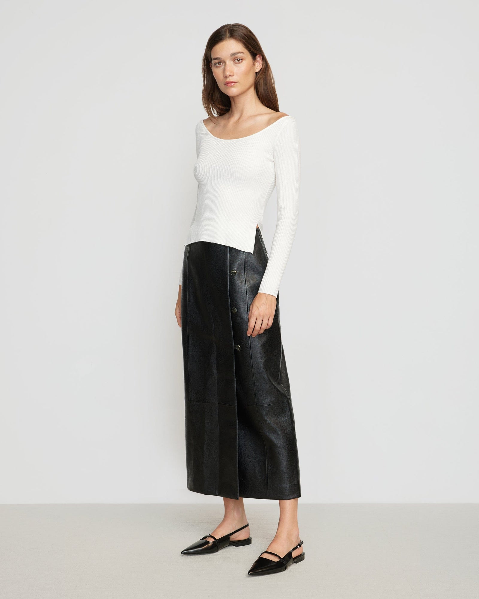 Renée | Thais Off-Shoulder Ribbed Sweater in Size Small