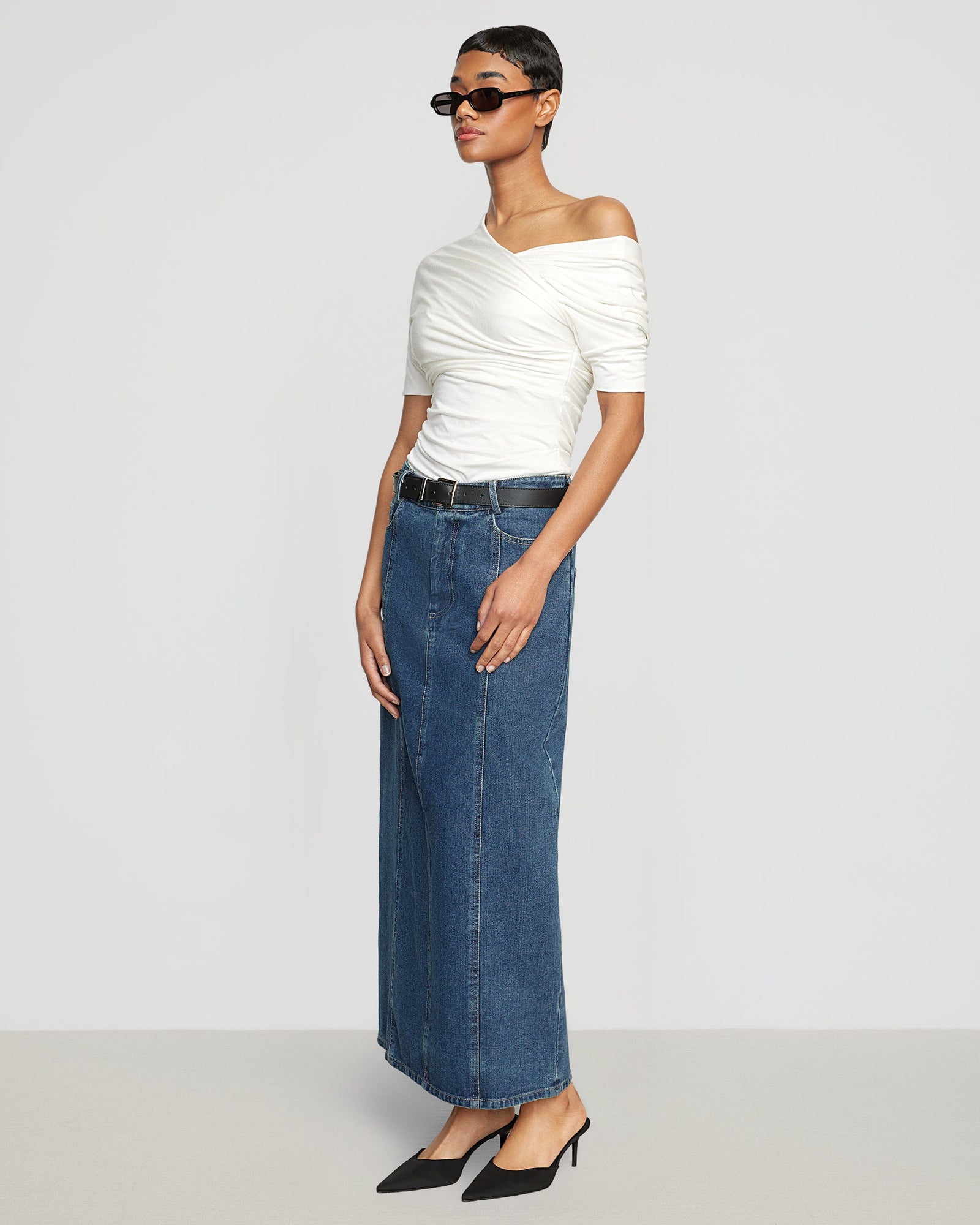 Simone | Thalia Ruched Off-Shoulder Tee in Size Small