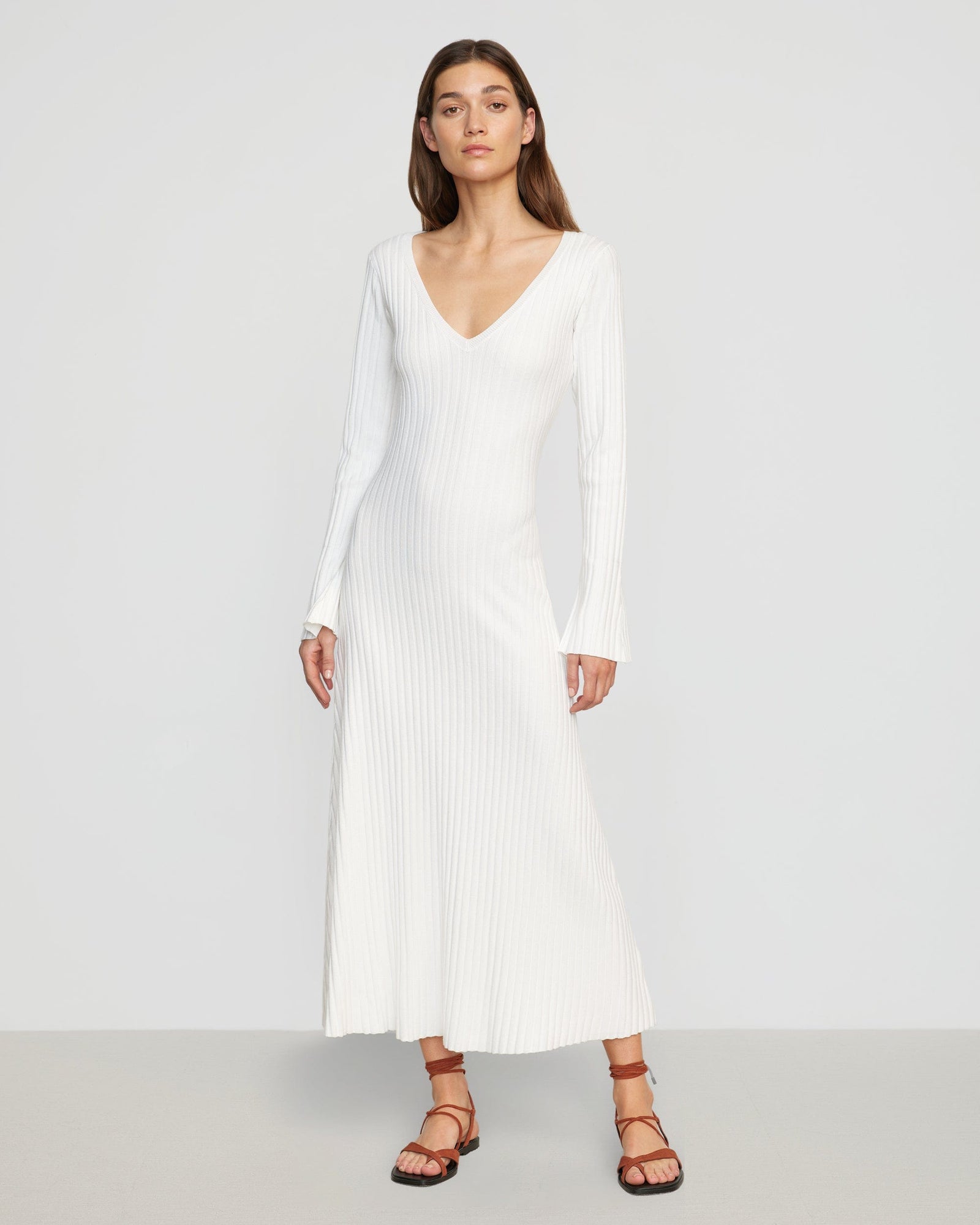 Renée | Wesley Ribbed V-Neck Sweater Dress in Size Small